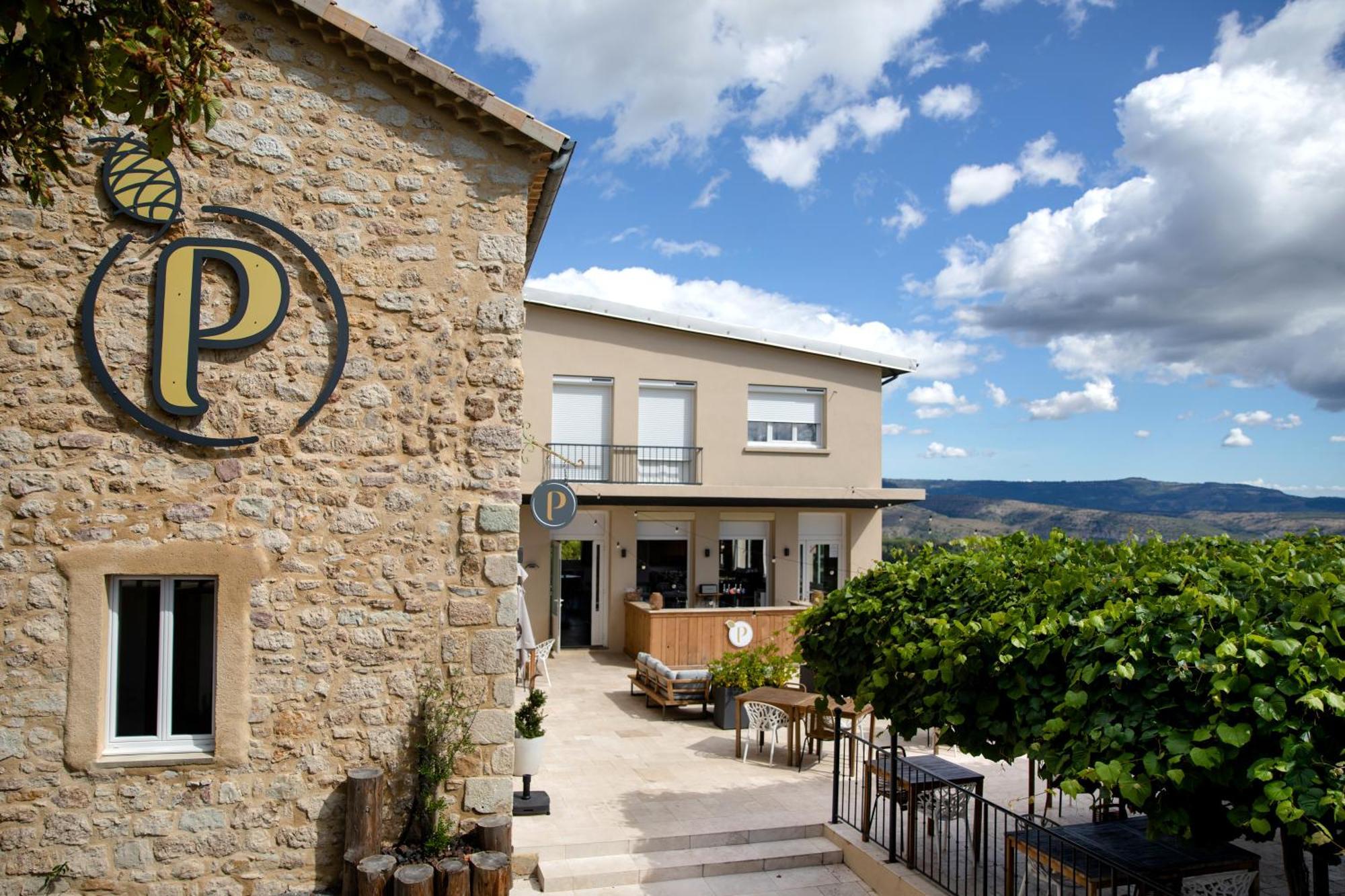 Hotel Domaine De La Pinede Aubenas Exterior foto